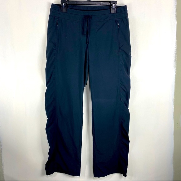 Athleta Metro Slouch Full Length Windbreaker Track Pants Athleisure Black Size 8 - Picture 1 of 6